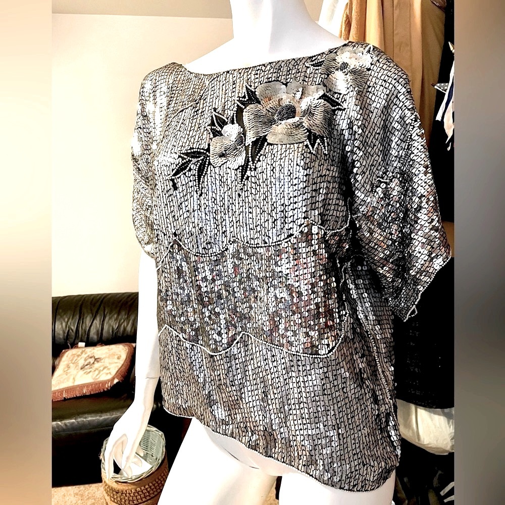 New designer Silver metallic sequins beaded silk blouse short-sleeve top Vintage